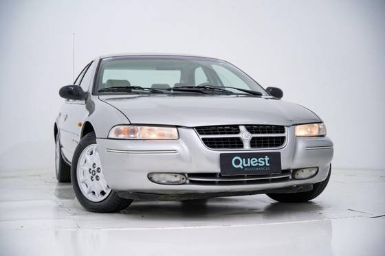 CHRYSLER STRATUS 2.5 LX SEDAN V6 24V GASOLINA 4P AUTOMÁTICO CHRYSLER STRATUS 2.5 LX SEDAN V6 24V GASOLINA 4P AUTOMÁTICO